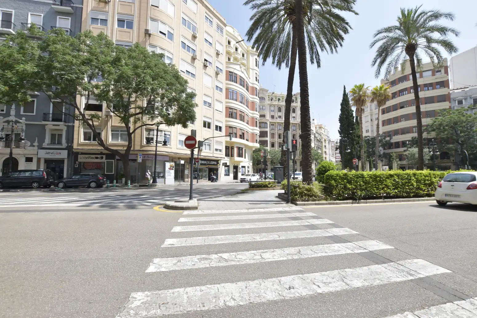 Piso de alquiler en Valencia - Avenida Peris y Valero, Russafa