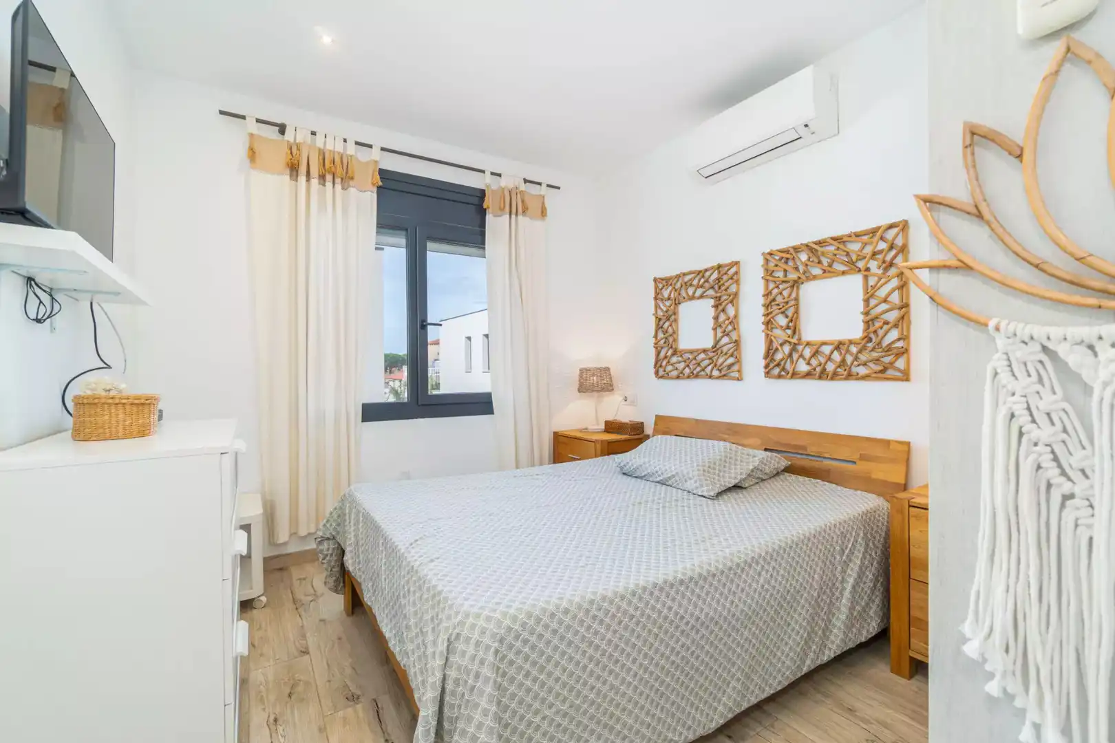 Casa con piscina en venta en Peni, imagen 16