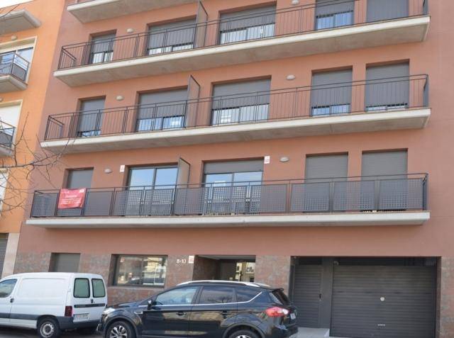 Piso en Venta en C/ Rec Del Moli en La Bisbal d'Empordà