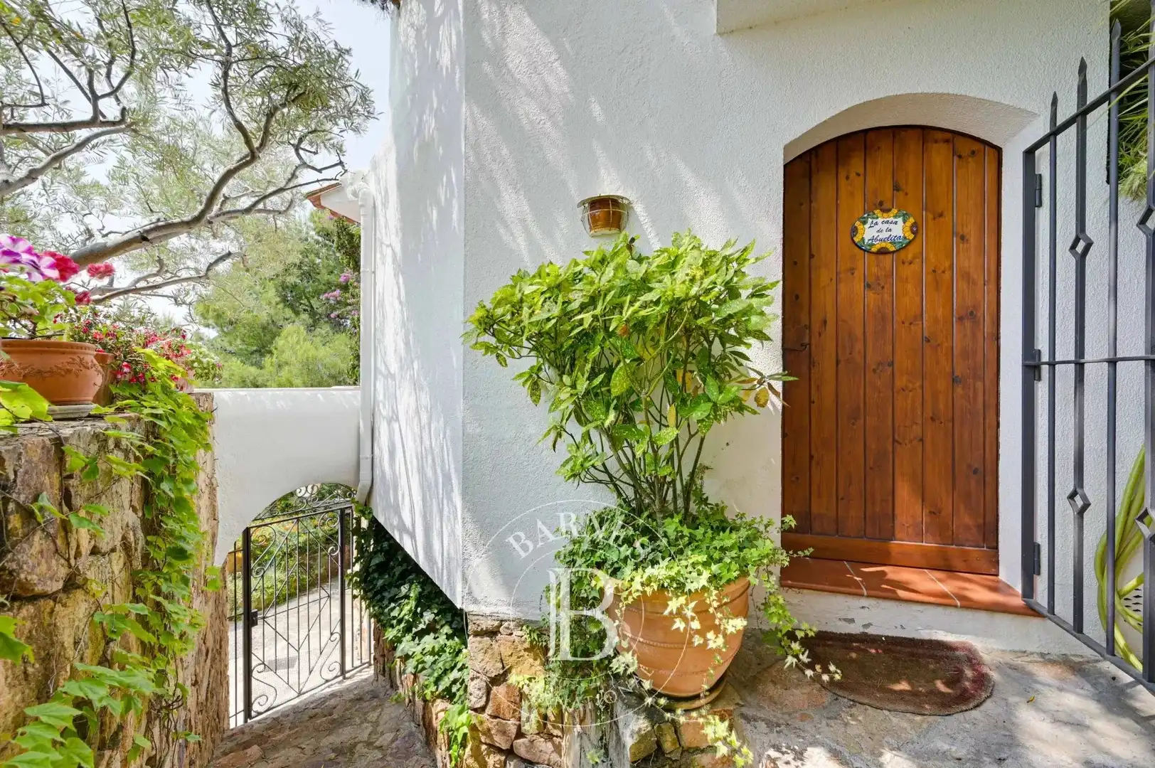 Vista exterior de Casa o xalet en venda en Lloret de Mar amb Aire condicionat, Calefacció i Jardí privat
