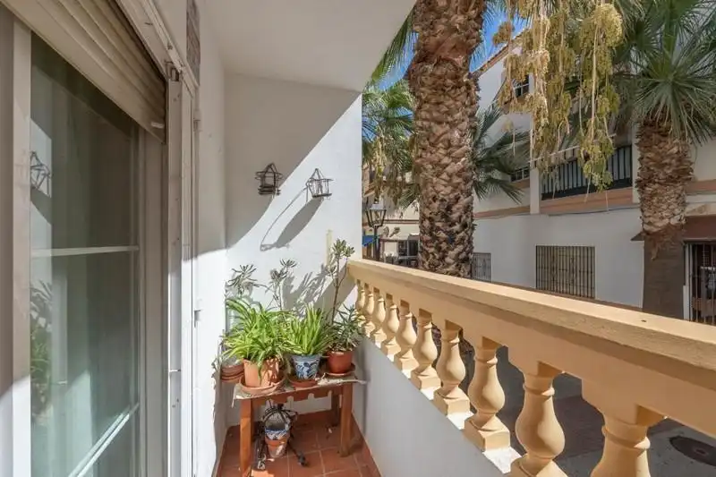 Appartamento con ascensore in vendita a Calle ENRIQUE PAREJA, imagen 4