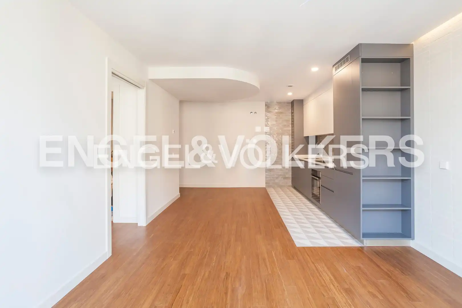 Piso de alquiler en Madrid con Aire acondicionado, Calefacción y Trastero