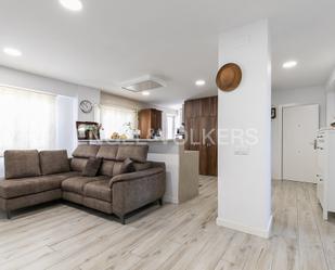 Sala d'estar de Apartament en venda en Sagunto / Sagunt amb Aire condicionat i Balcó