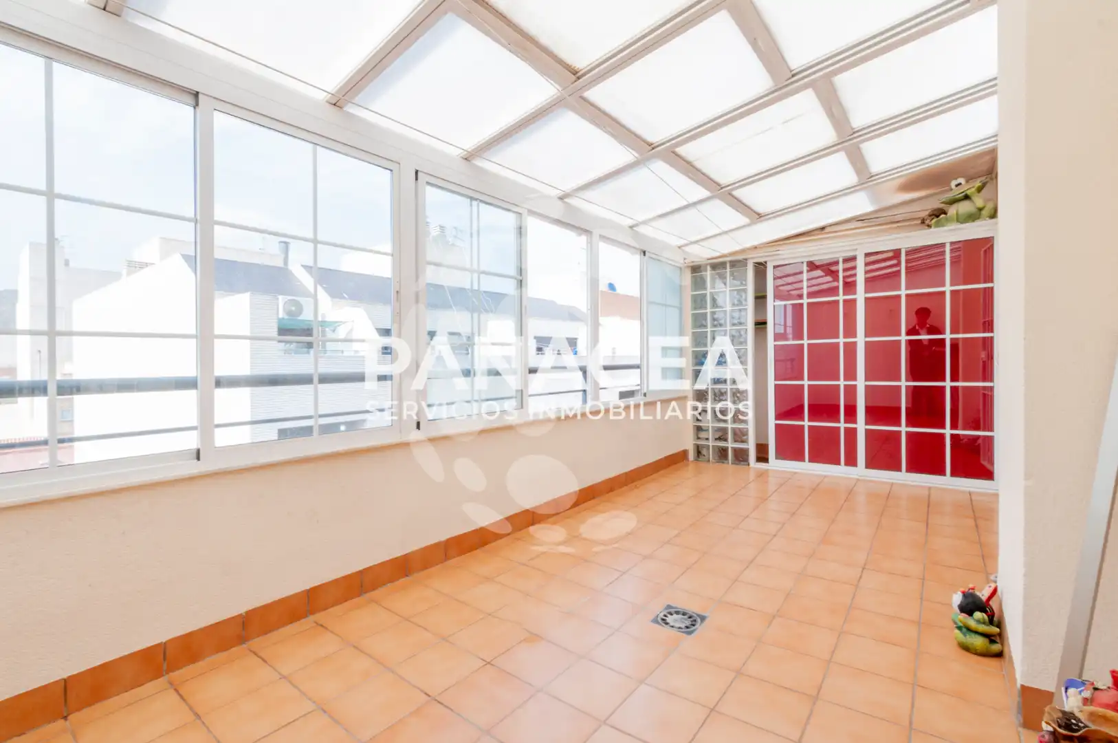Vista exterior de Ático en venta en Roquetas de Mar con Aire acondicionado, Terraza y Amueblado