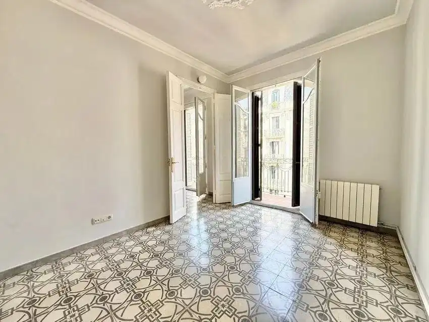 Appartamento con terrazza in vendita a Calle MUNTANER, imagen 4