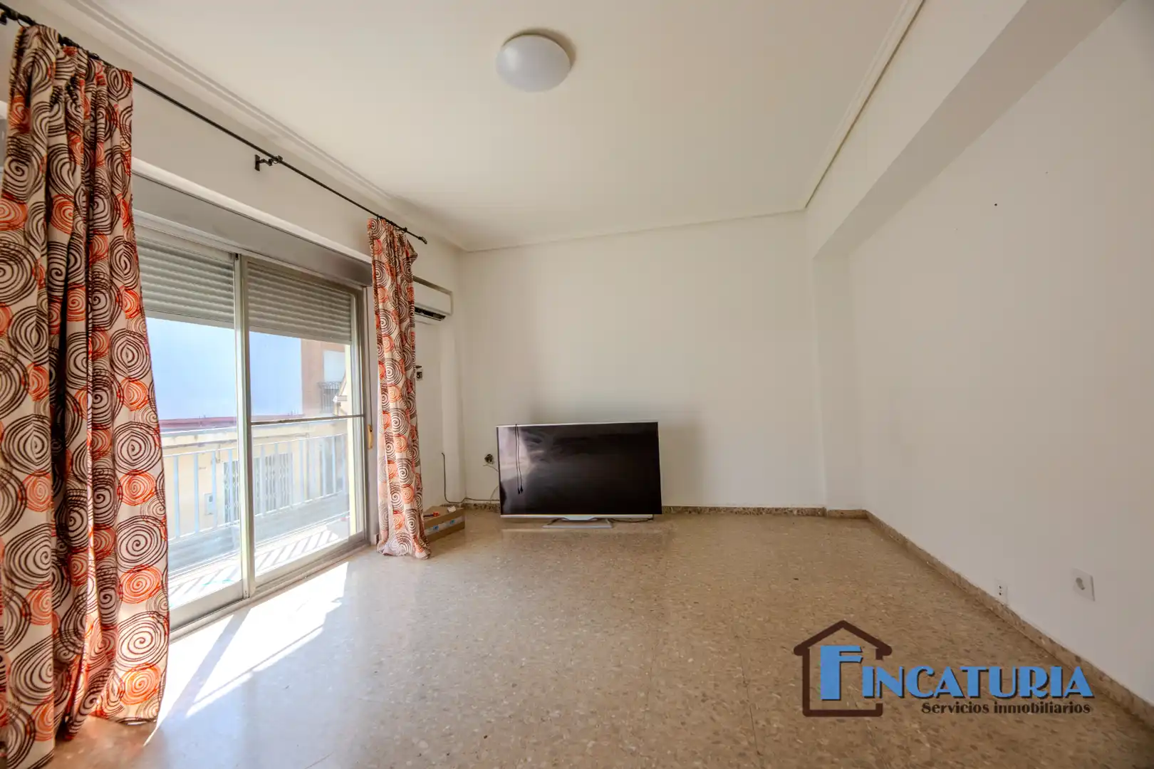 Sala de estar de Piso en venta en Riba-roja de Túria con Aire acondicionado, Trastero y Balcón