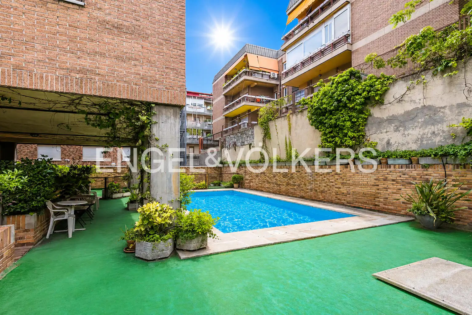 Piscina de Pis en venda en Madrid amb Aire condicionat, Calefacció i Piscina