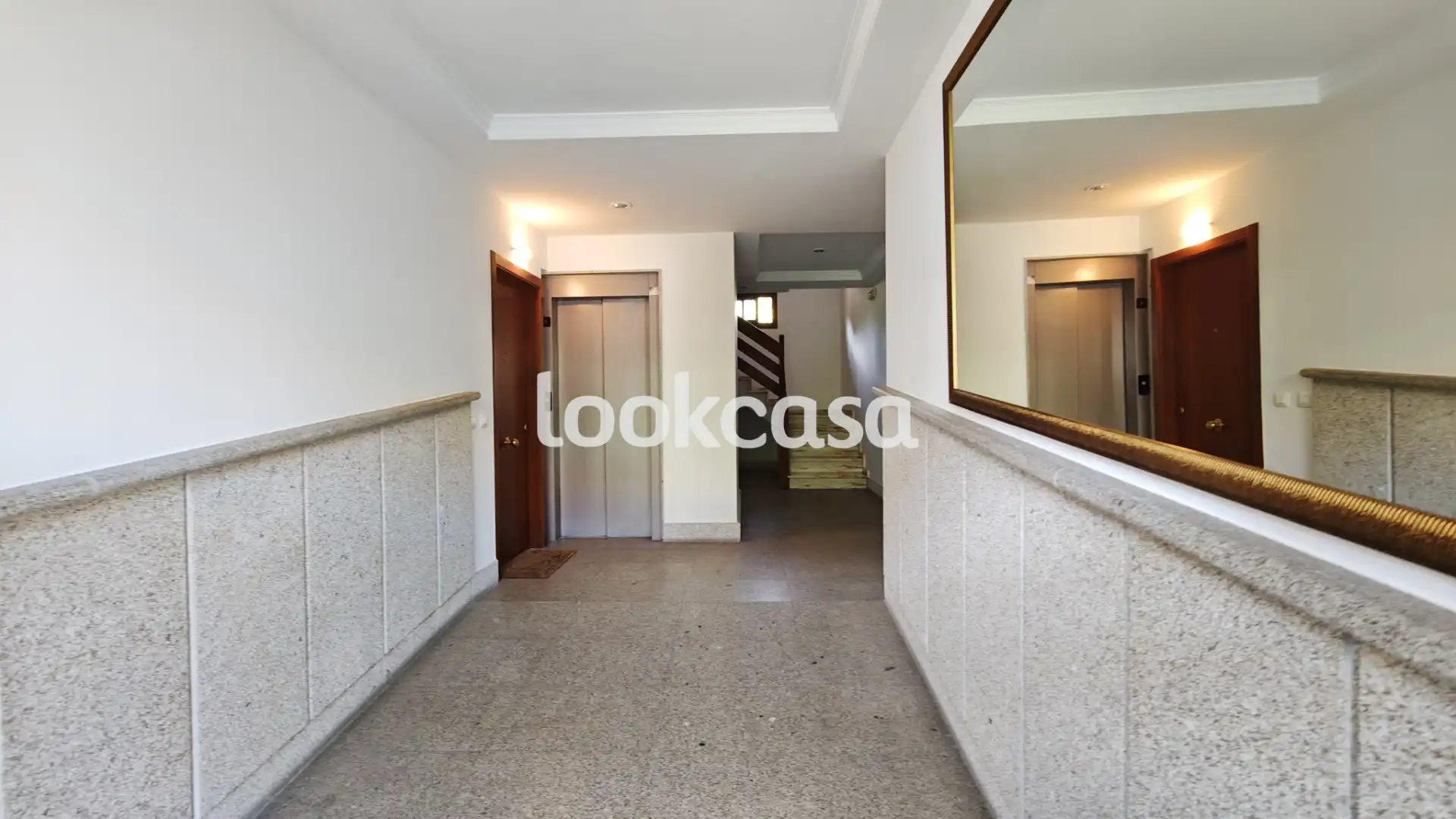 Piso en venta en Poio con Calefacción, Parquet y Horno