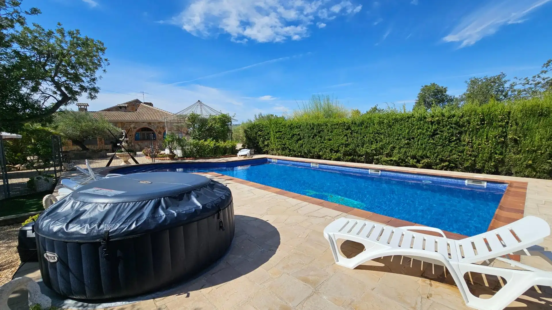 Piscina de Finca rústica en venda en L'Ametlla de Mar  amb Jardí privat, Terrassa i Traster