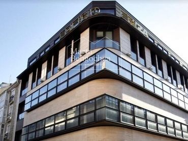 Ufficio con ascensore in affitto a San Prudencio