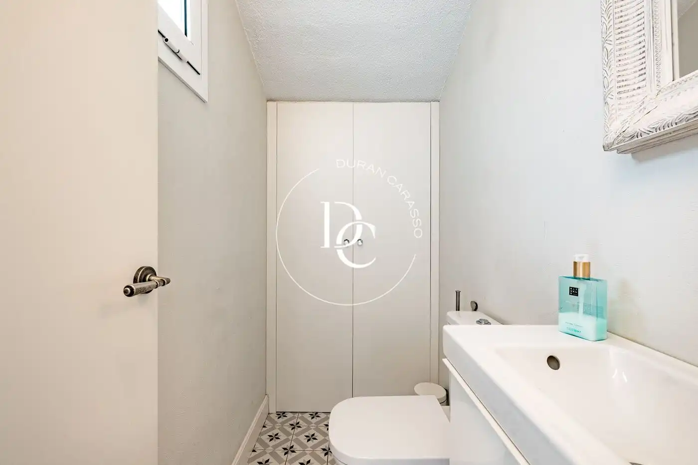 Baño de Casa o chalet en venta en Sant Joan Despí con Aire acondicionado, Calefacción y Jardín privado