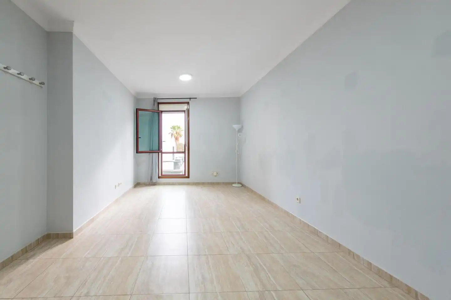 Flat for rent in Calle Bravo Murillo, 3, Triana