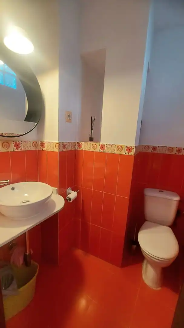 Bany de Pis de lloguer en Jaén amb Aire condicionat, Calefacció i Terrassa