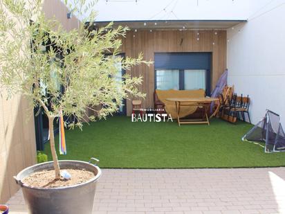 Terrassa de Casa o xalet en venda en Valdepeñas amb Aire condicionat, Terrassa i Piscina