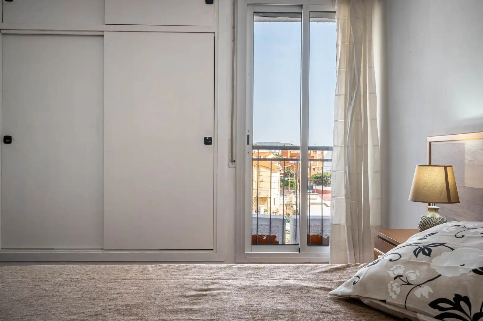 Habitación de Piso en venta en Torredembarra con Calefacción, Terraza y Piscina comunitaria