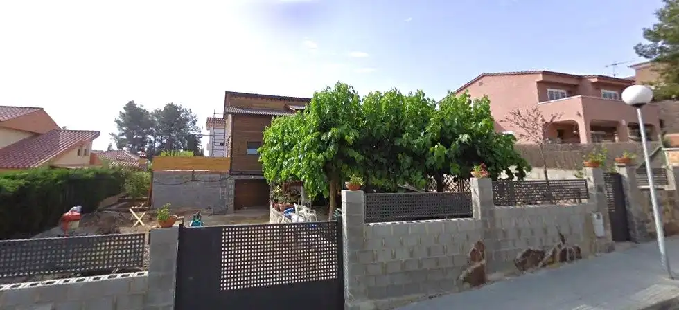 Chalet con piscina en venta en El Catllar, imagen 2