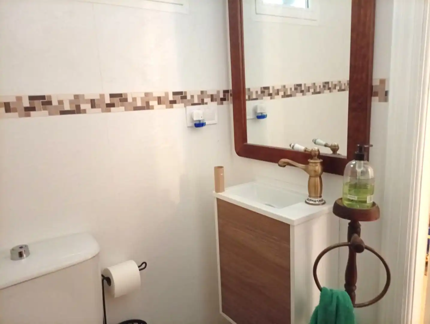 Bany de Casa adosada en venda en Valladolid amb Calefacció, Parquet i Piscina comunitària
