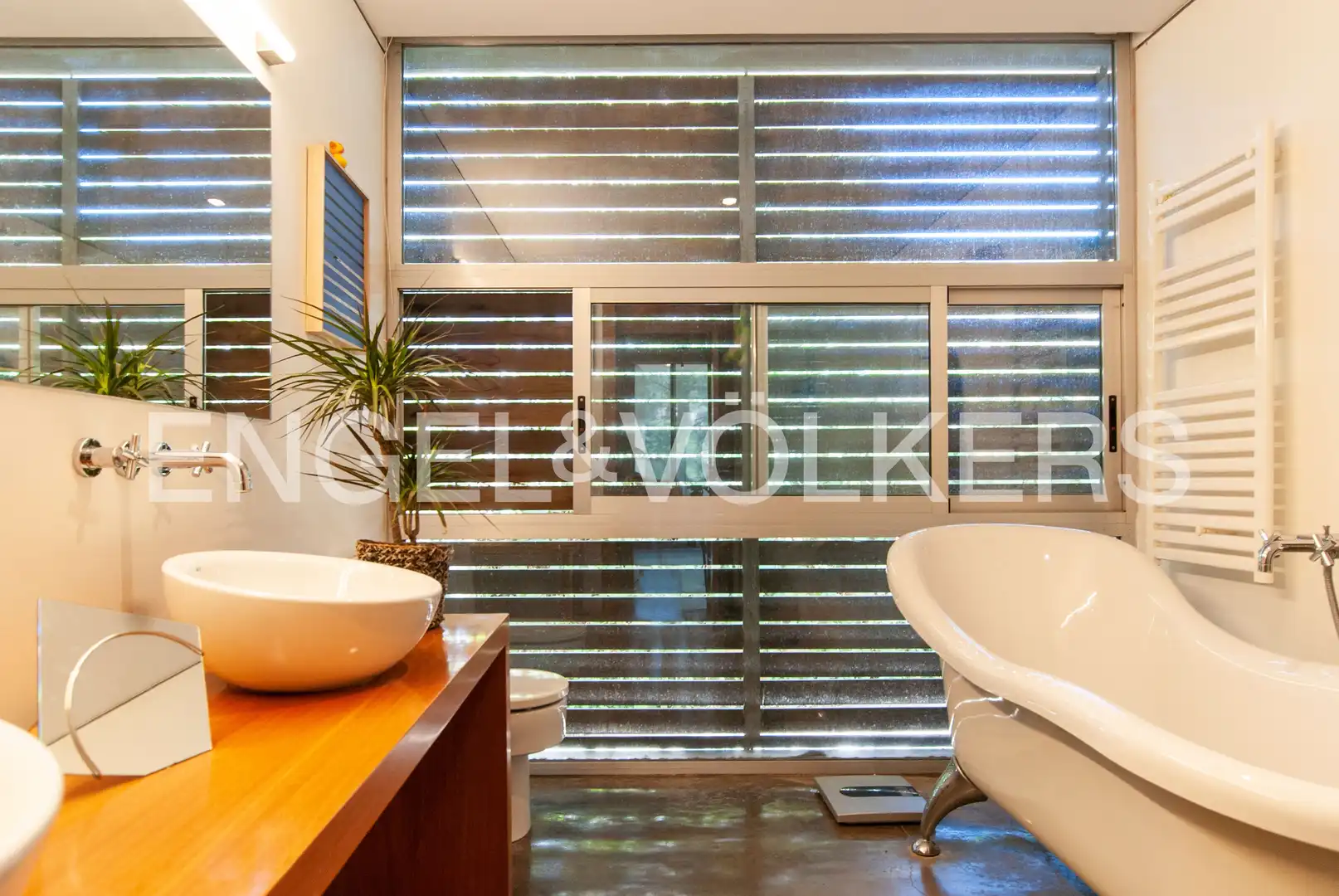 Bany de Casa o xalet en venda en Riudecanyes amb Aire condicionat, Jardí privat i Terrassa