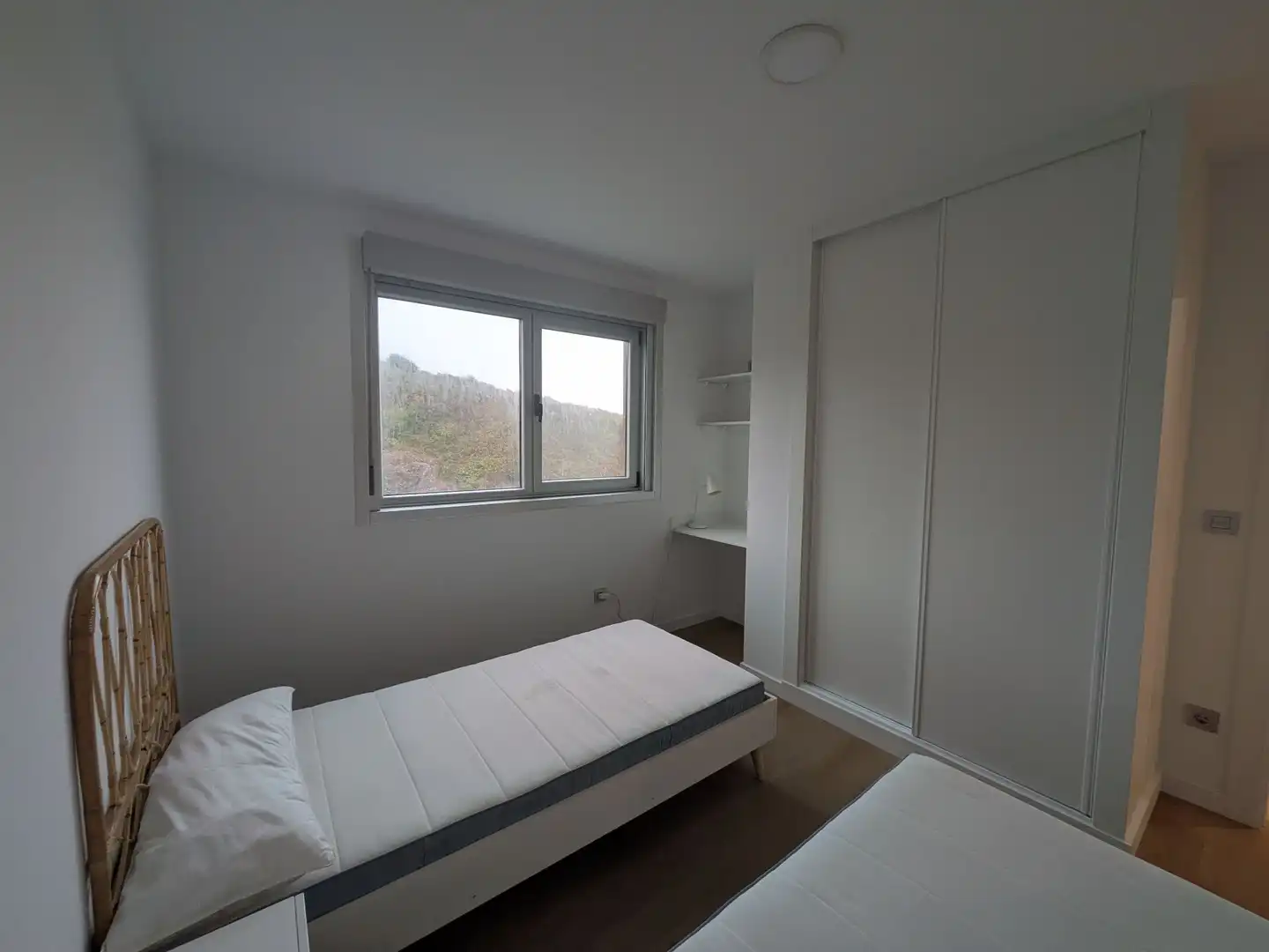 Bedroom of Apartments for rent in Malpica de Bergantiños, A Coruña