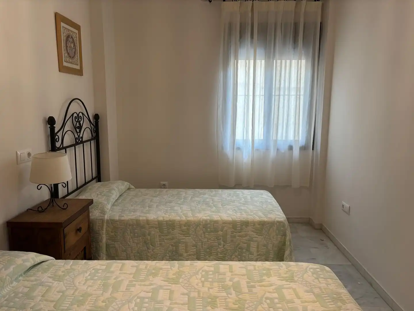 Dormitori de Apartament en venda en Barbate amb Jardí privat, Traster i Moblat