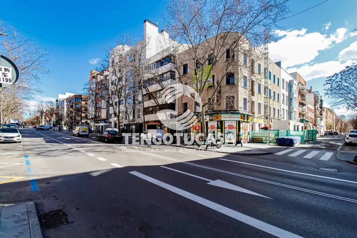 Exterior view of Flat for sale in Madrid  with Air Conditioner, Heating and Furnished