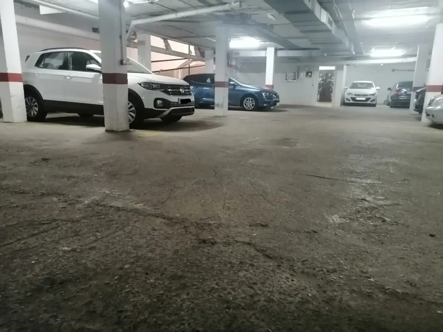 Parkplatz von Loft zur Miete in Sevilla mit Klimaanlage, Heizung und Terrasse