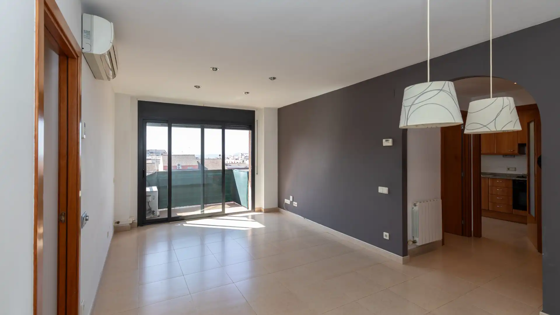 Living room of Flat for sale in Les Franqueses del Vallès  with Air Conditioner, Heating and Balcony