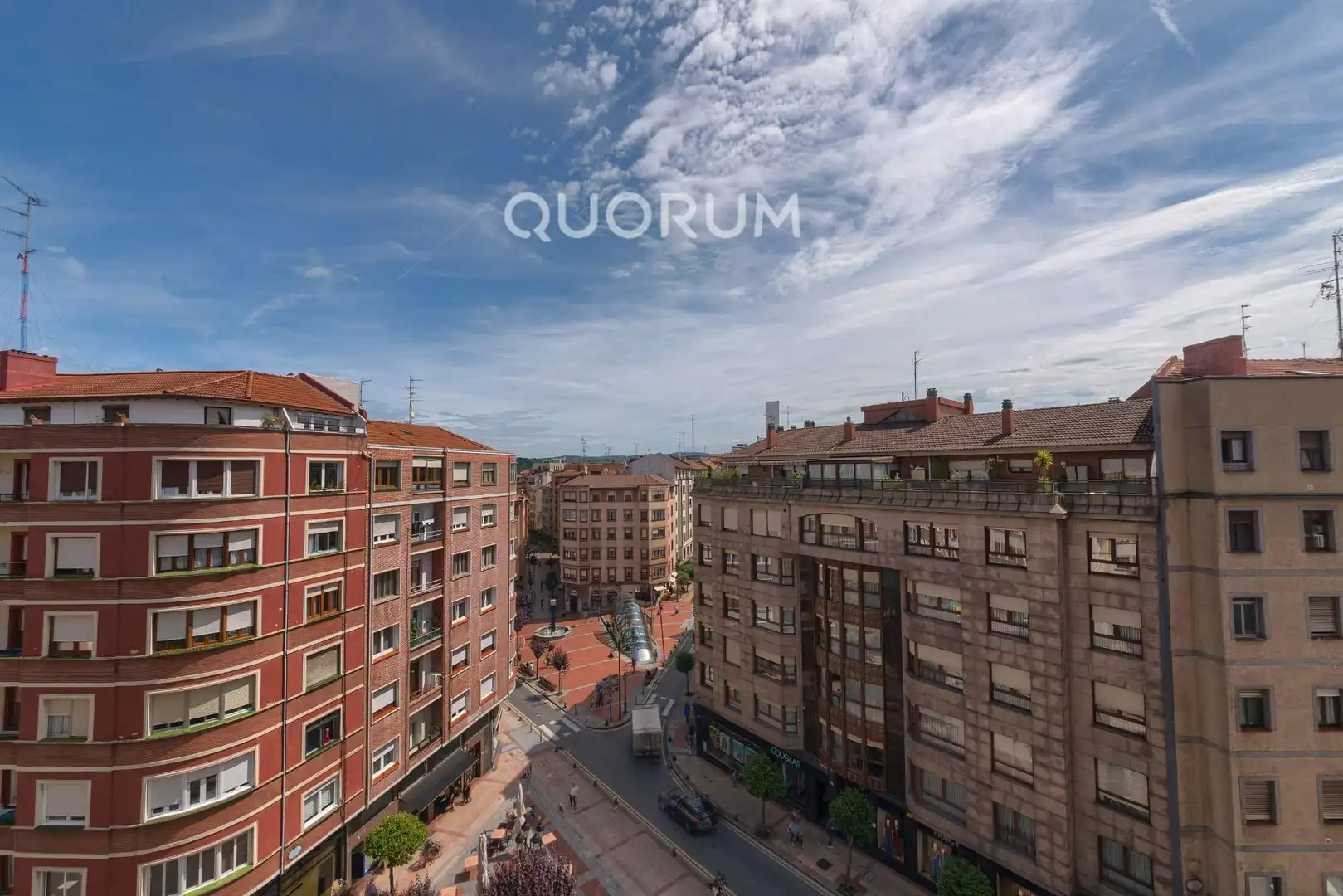 Vista exterior de Piso en venta en Barakaldo  con Calefacción y Balcón