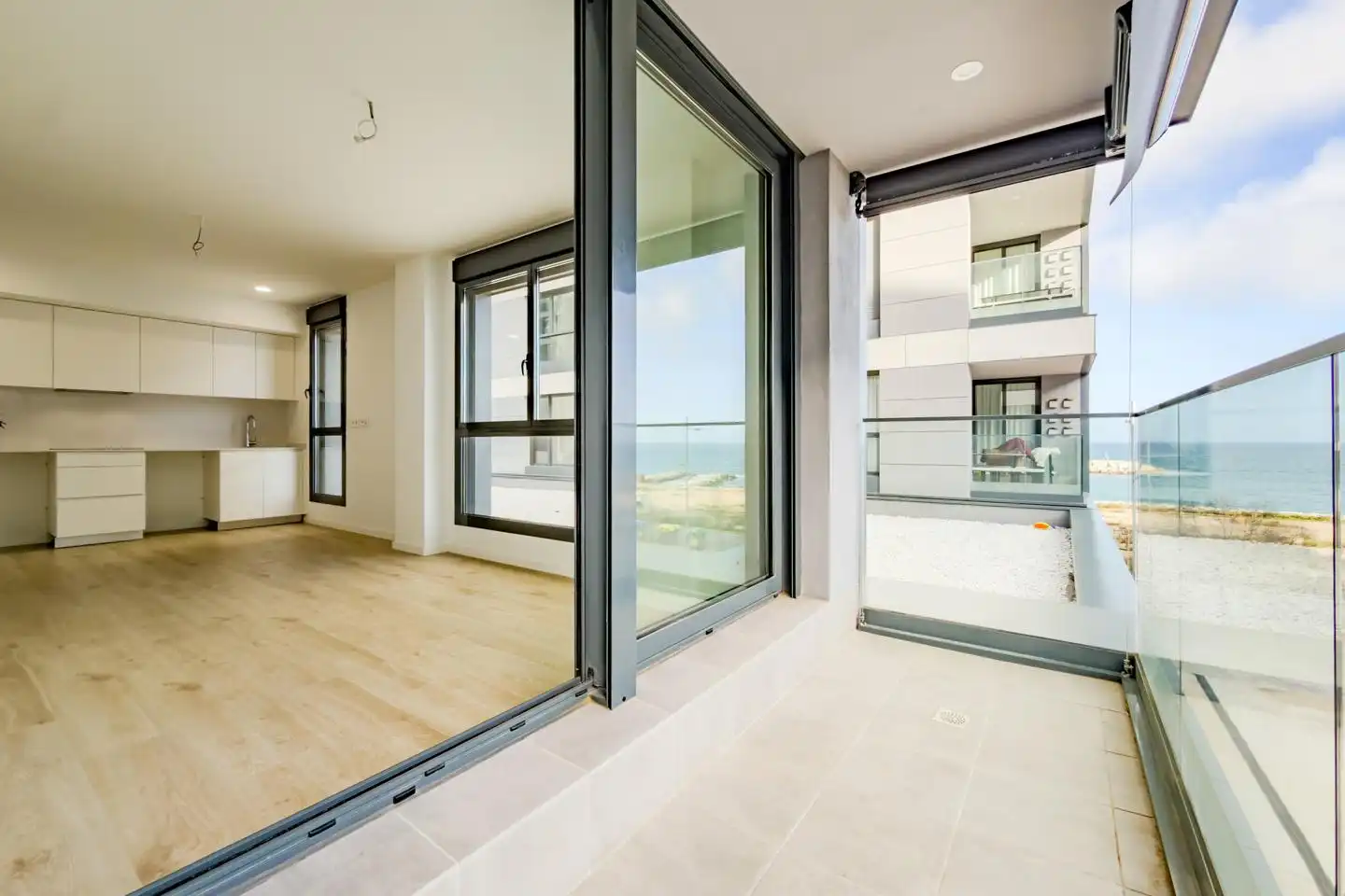 Flat for rent in Badalona  with Air Conditioner, Heating and Terrace