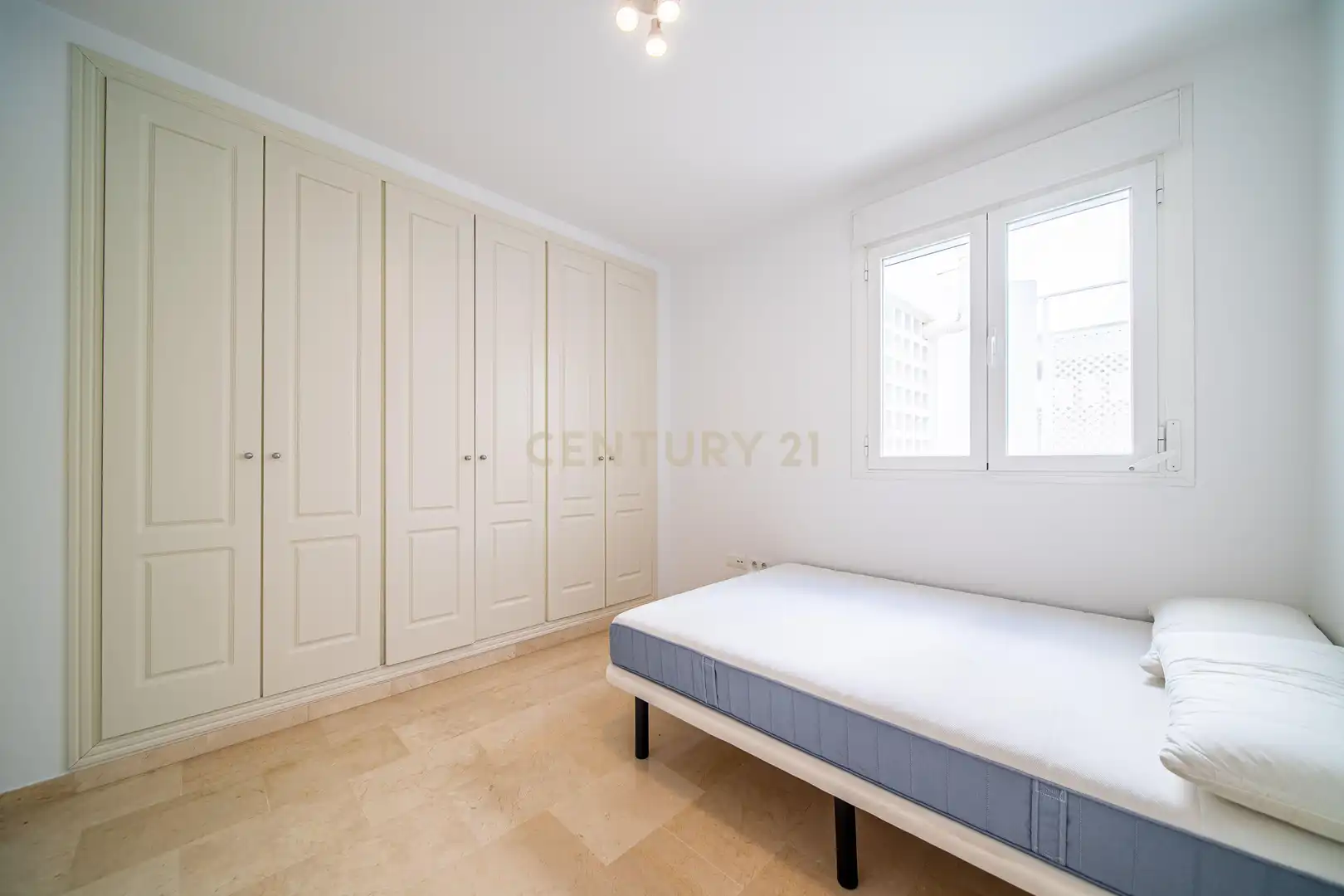 Apartamento con piscina en venta en Benalmádena pueblo, imagen 26