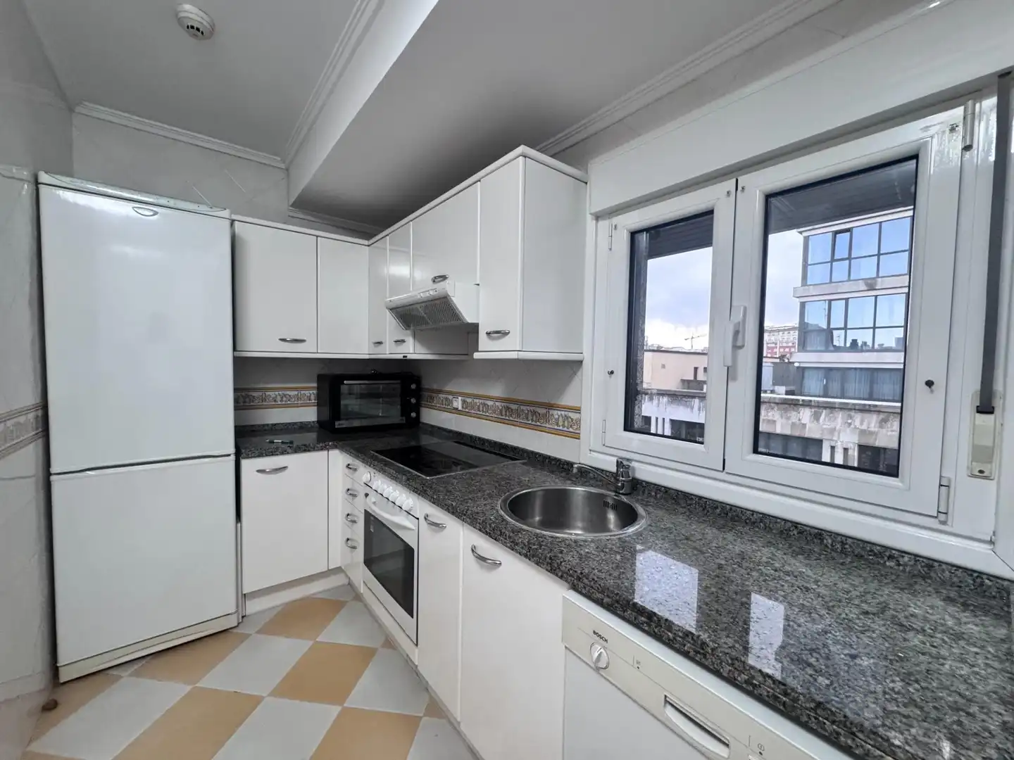 Kitchen of Flat for sale in Oviedo   with Heating