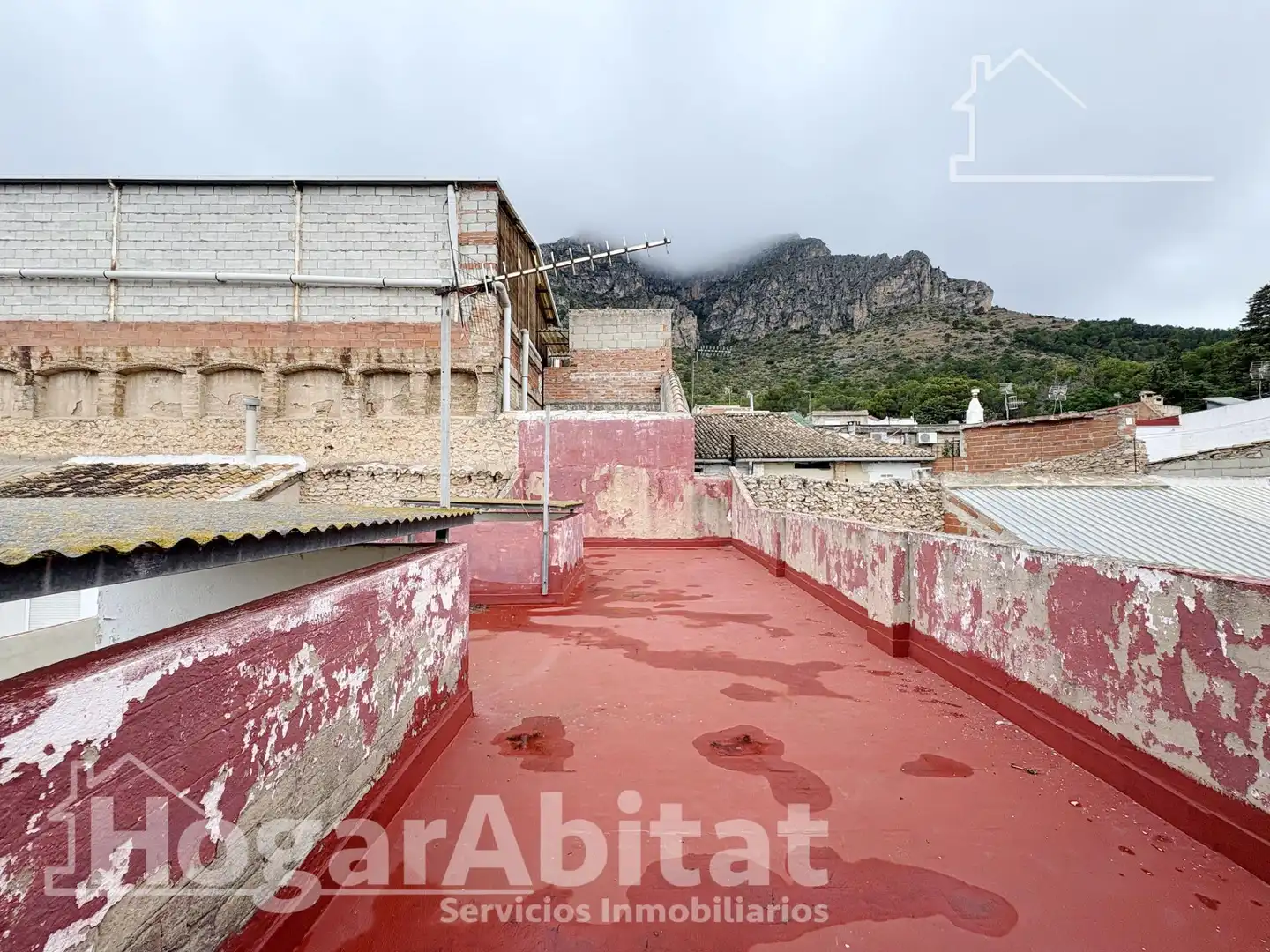 Vista exterior de Casa o xalet en venda en Tavernes de la Valldigna amb Terrassa i Traster