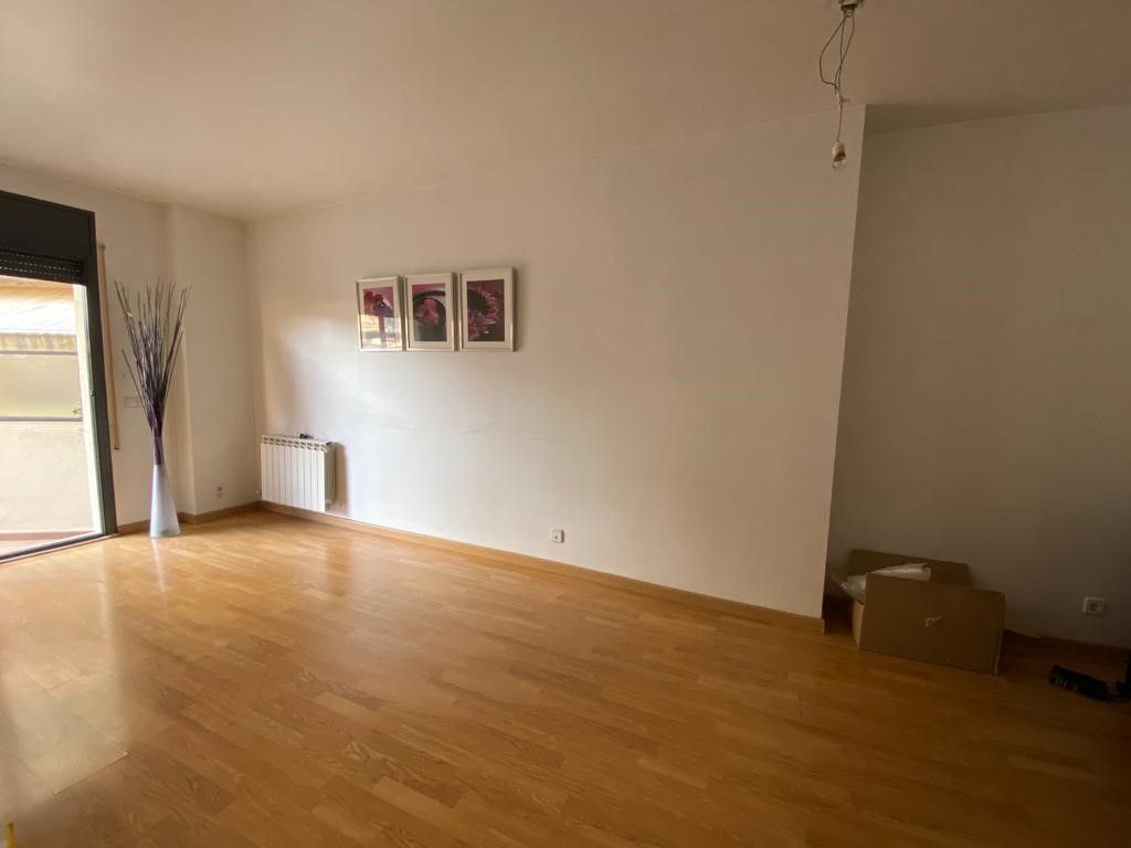 Sala de estar de Piso en venta en Santa Coloma de Farners con Calefacción y Terraza