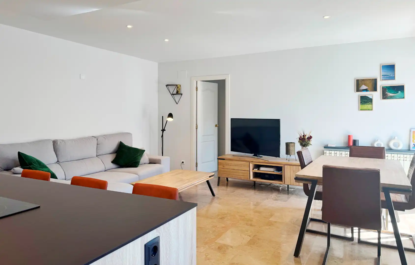 Sala de estar de Piso en venta en Girona con Aire acondicionado, Calefacción y Trastero