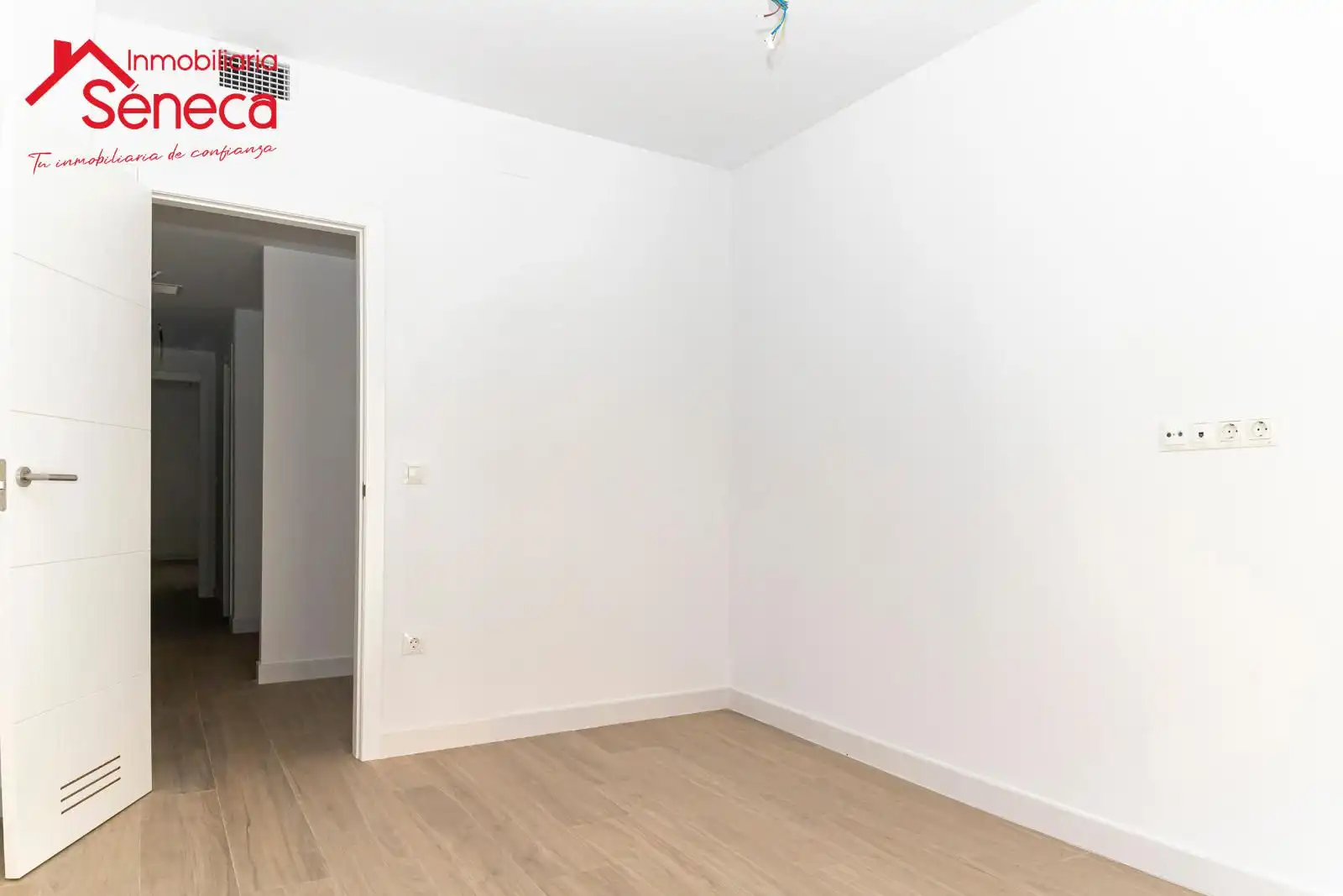Piso con piscina en venta en Veterinaria María Cerrato, imagen 12