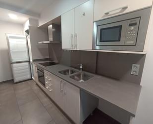 Kitchen of Flat to rent in Vic  with Balcony