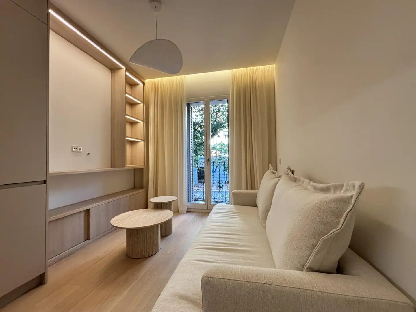 Sala de estar de Piso de alquiler en Madrid con Aire acondicionado, Calefacción y Terraza