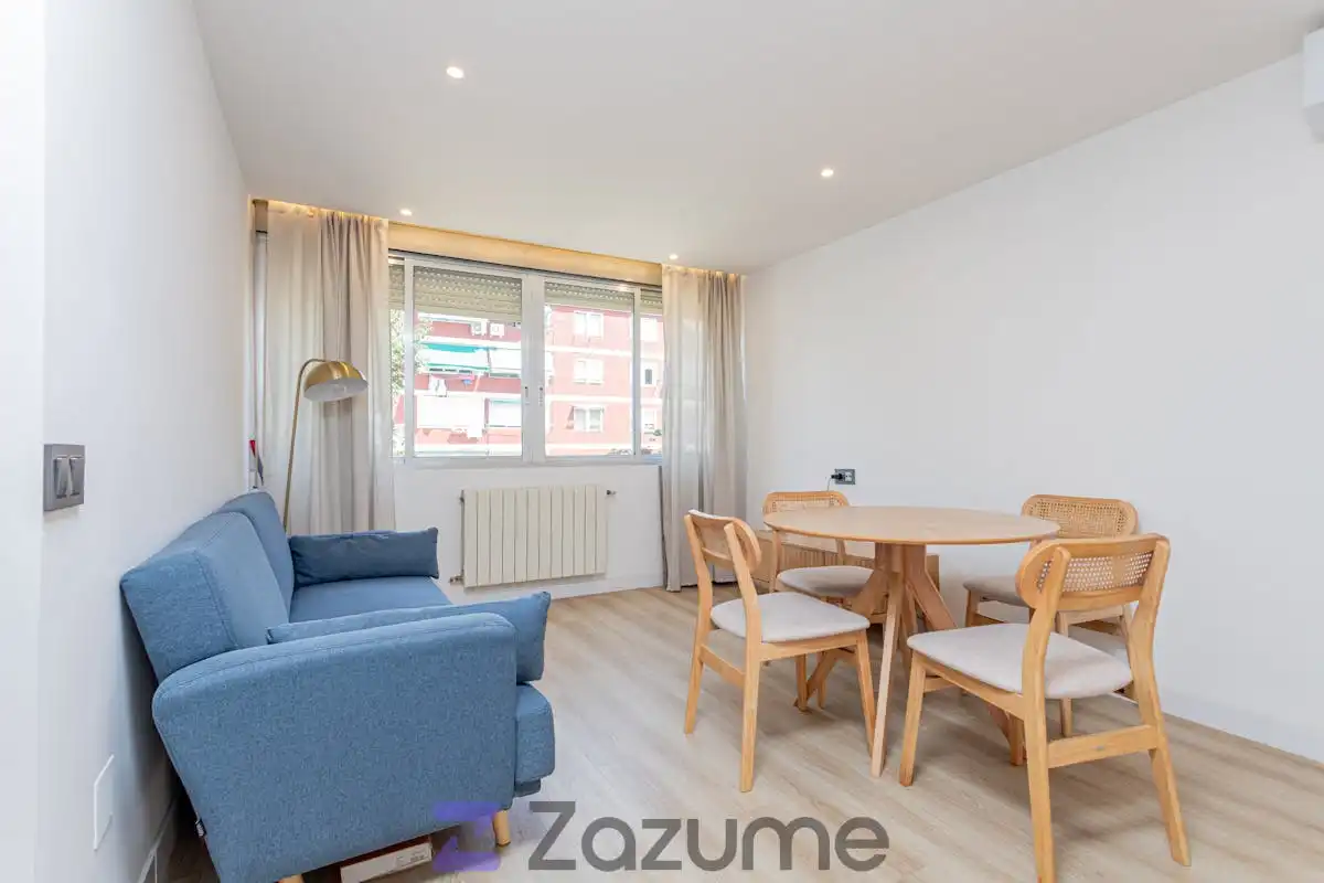 Habitación de Piso de alquiler en Madrid con Aire acondicionado, Calefacción y Parquet