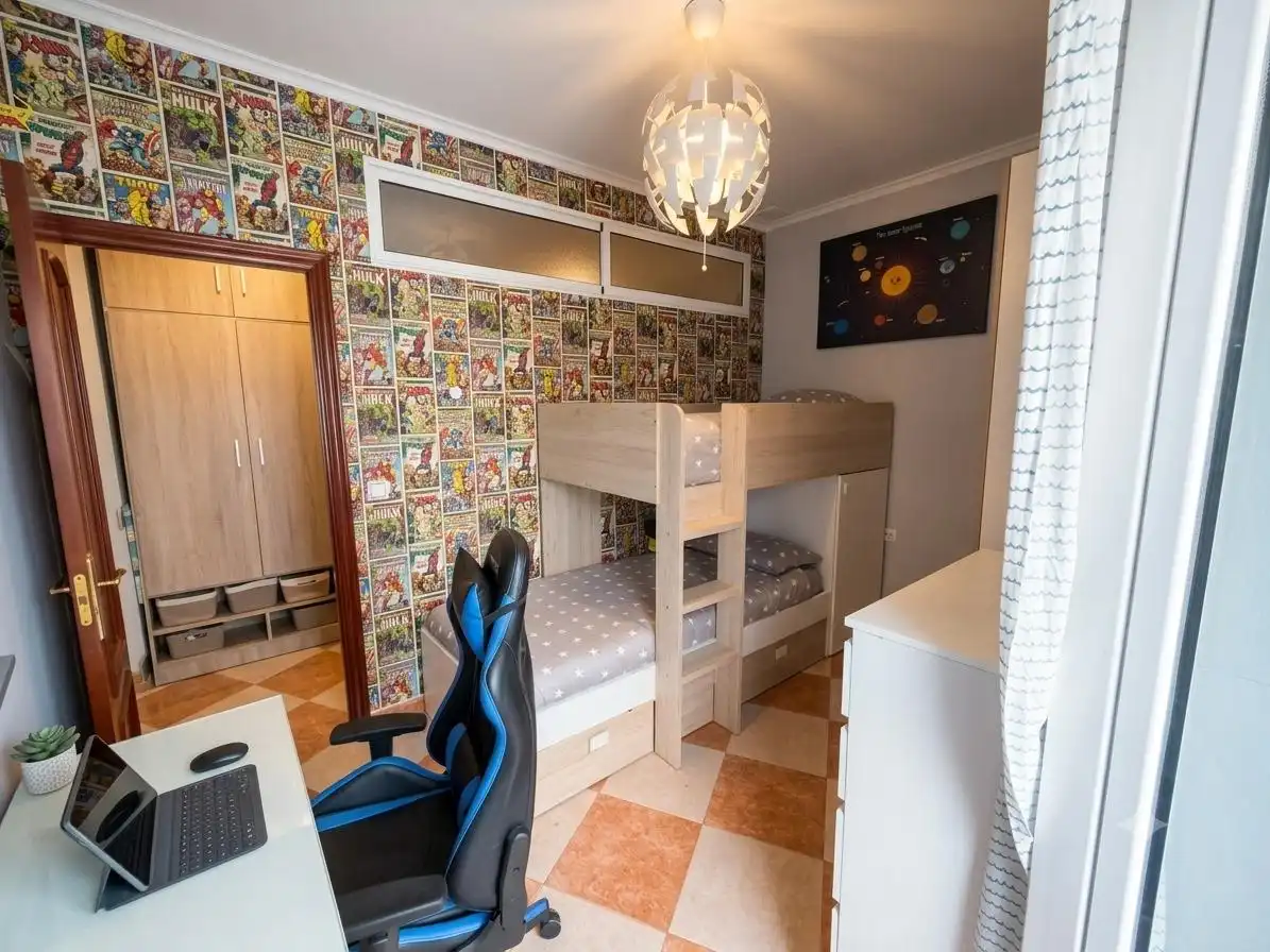 Habitación de Piso en venta en Cádiz con Amueblado y Balcón