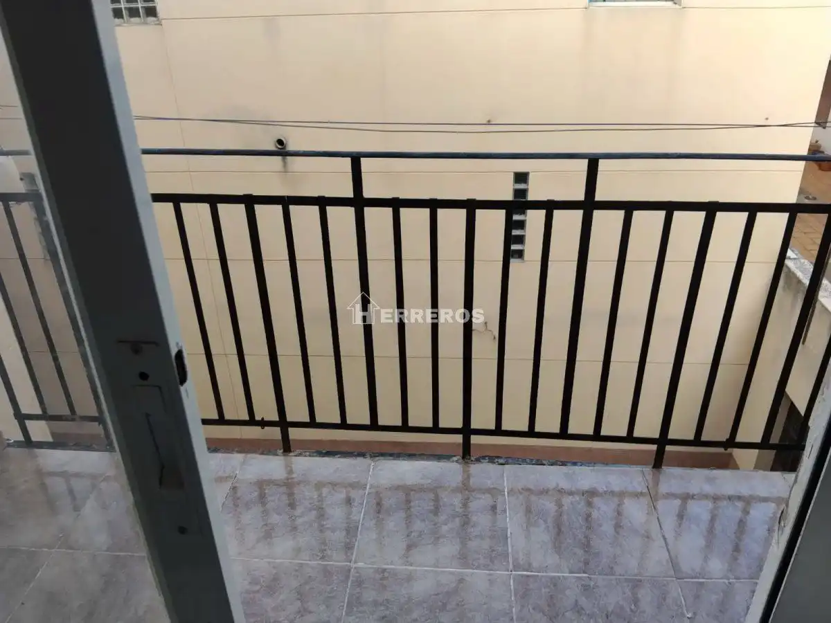 Terraza de Apartamento en venta en Navarrete con Calefacción, Parquet y Terraza
