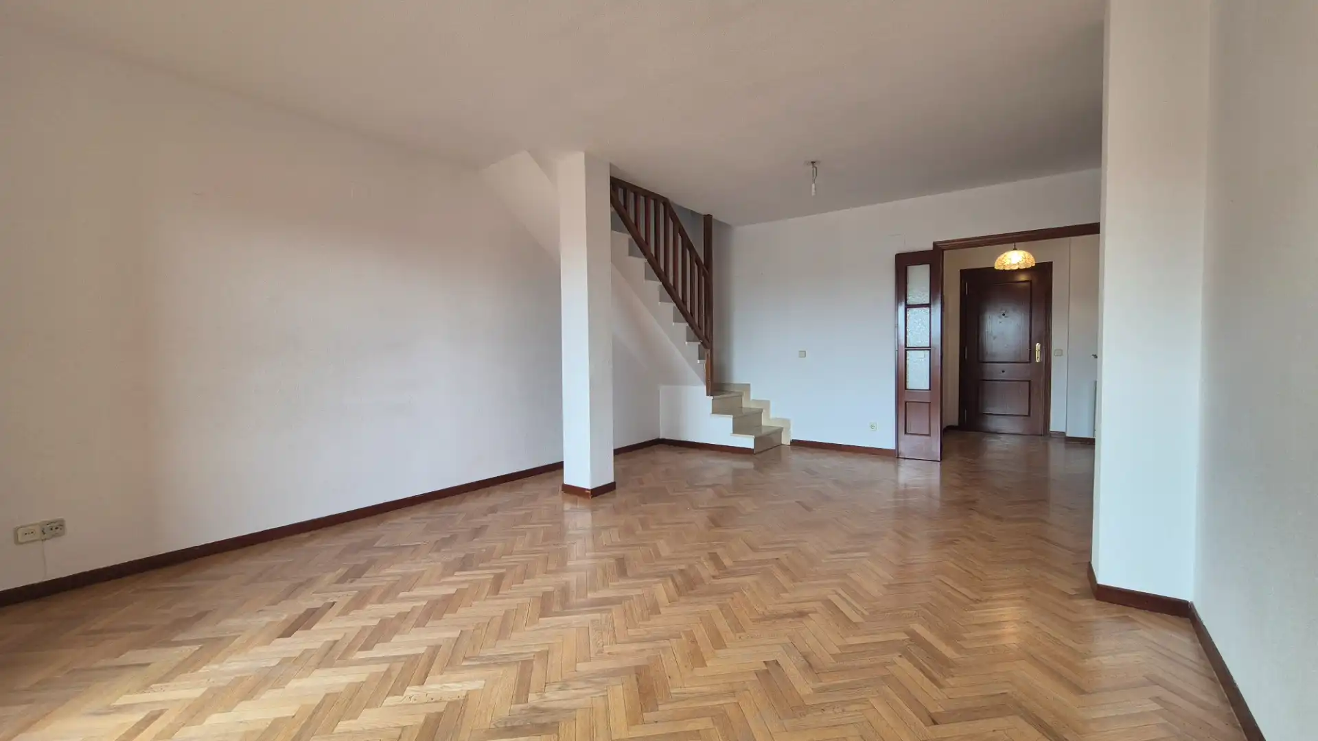 Living room of Flat for sale in Galapagar  with Heating, Parquet flooring and Terrace