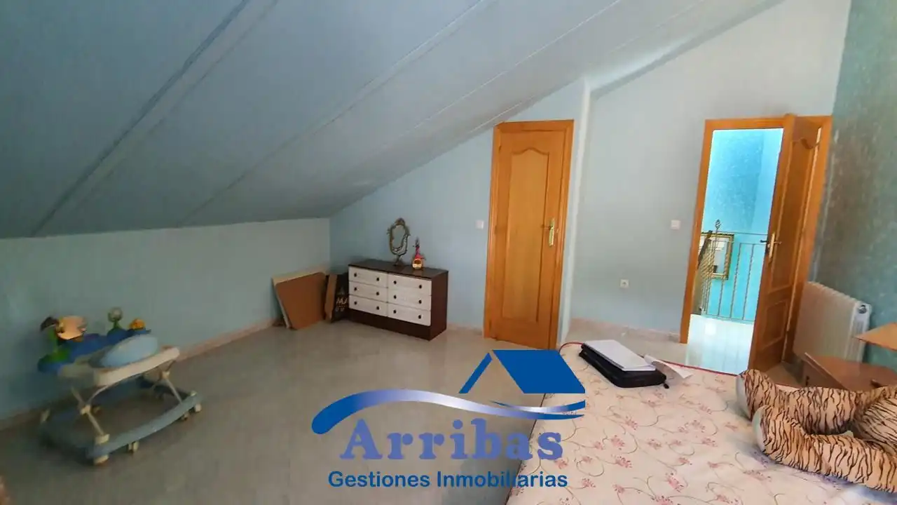 Habitación de Casa o chalet en venta en Almorox con Aire acondicionado, Calefacción y Jardín privado
