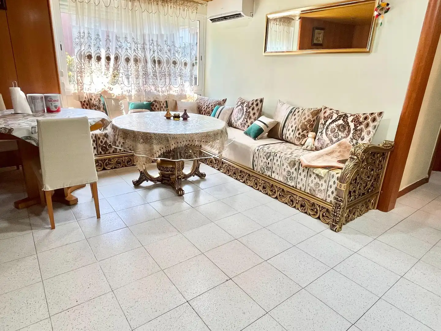 Sala d'estar de Pis en venda en Montcada i Reixac