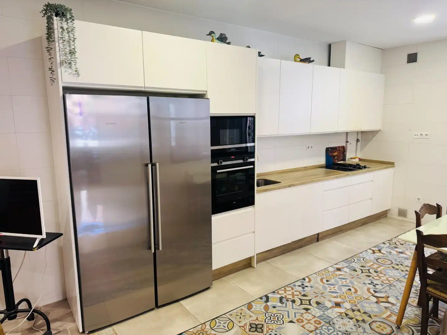 Cuina de Planta baixa en venda en Sevilla amb Aire condicionat, Calefacció i Moblat