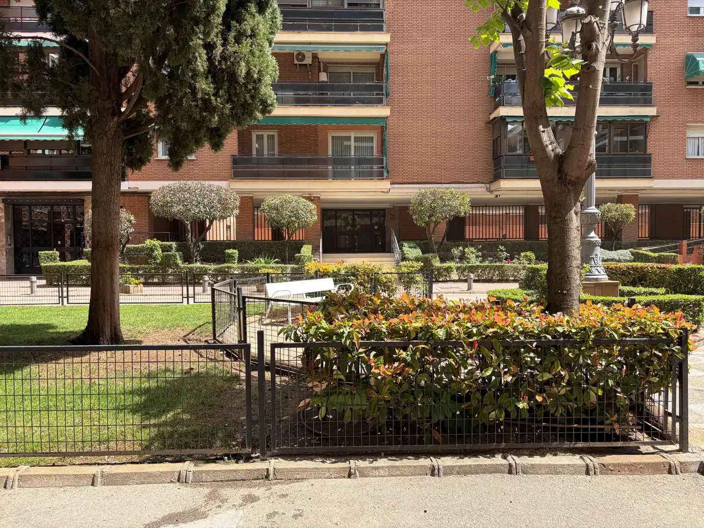 Vista exterior de Pis de lloguer en Alcalá de Henares amb Calefacció i Terrassa