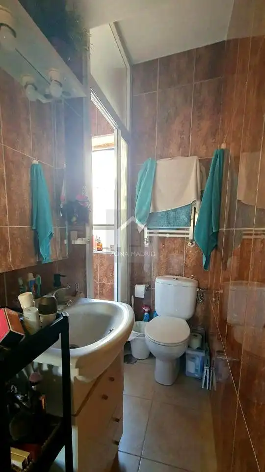 Baño de Piso en venta en Madrid con Calefacción