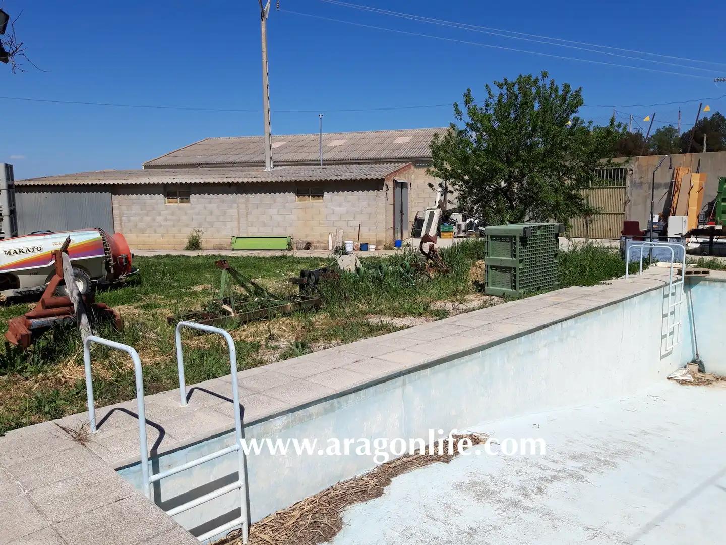 Swimming pool of Houses for sale in Maella  with Heating, Private garden and Terrace
