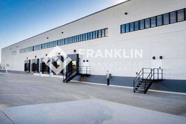 Nave industrial en Alquiler en Carrer Raval en Avinyó