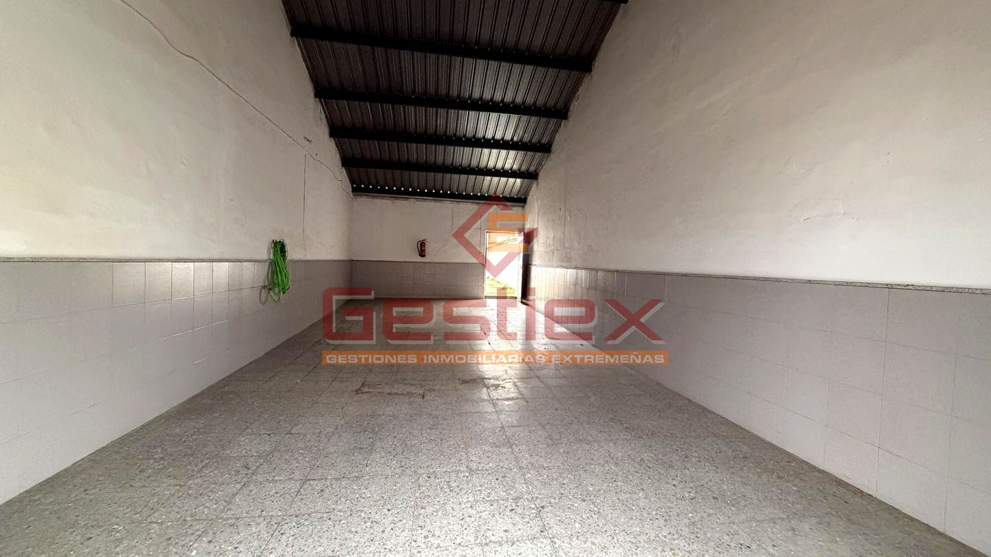 Nau industrial en venda en Almendralejo