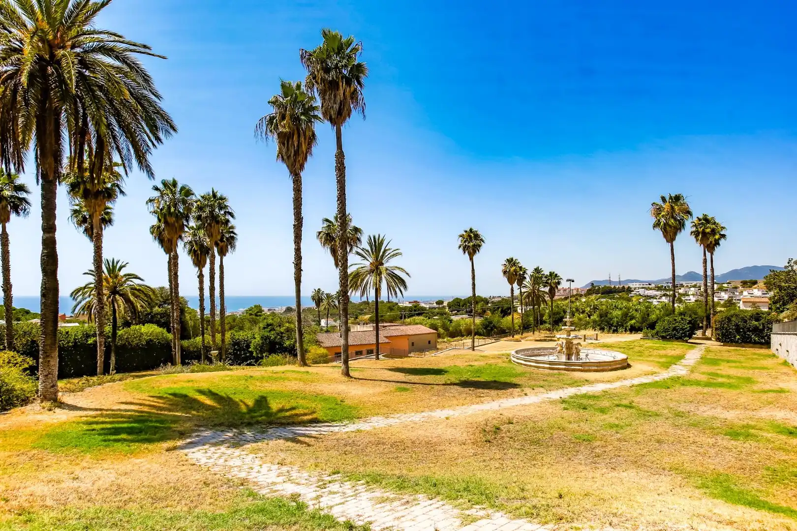 Finca rústica en venda a Carretera Carretera de la Mata, 76, El Palau - Escorxador
